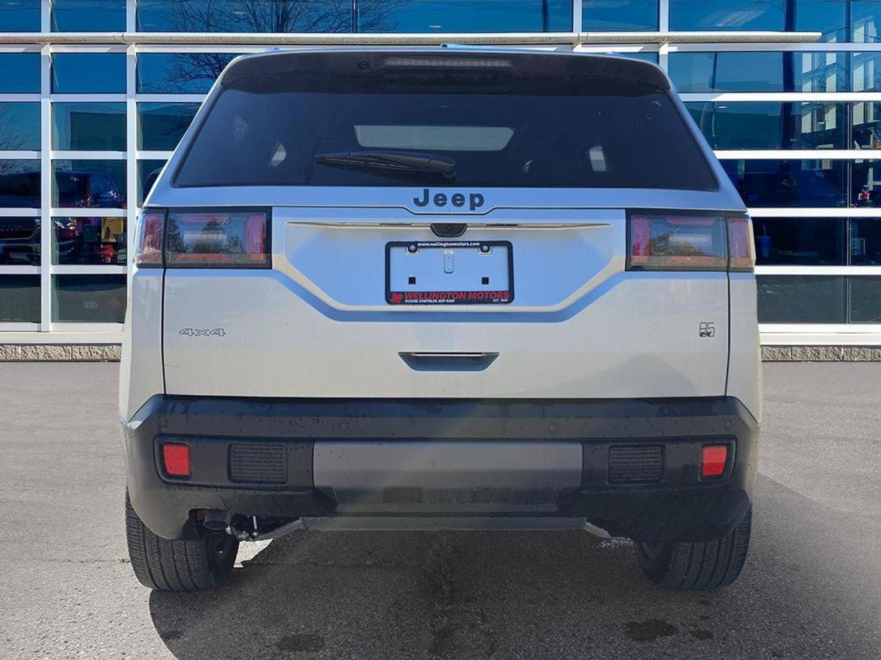 2026 Jeep Cherokee 85TH ANNIVERSARY Photo