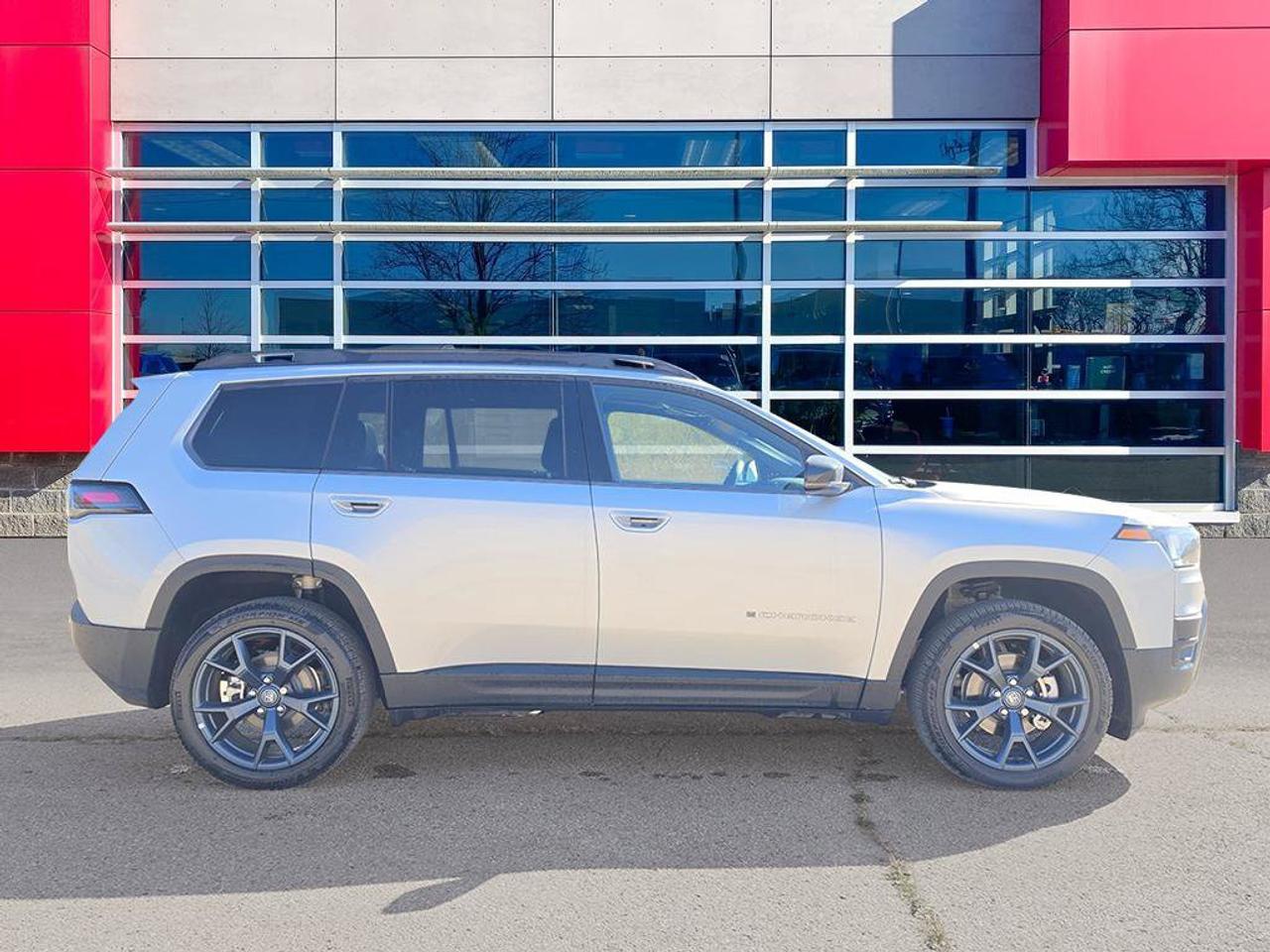 2026 Jeep Cherokee 85TH ANNIVERSARY Photo
