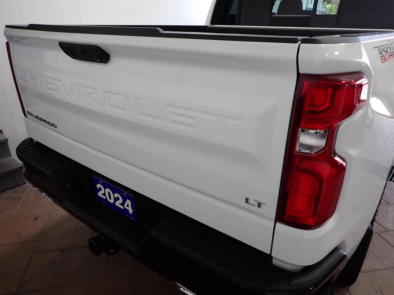 2024 Chevrolet Silverado 1500 LT Trail Boss 4WD 5'8 BOX LEATHER Photo