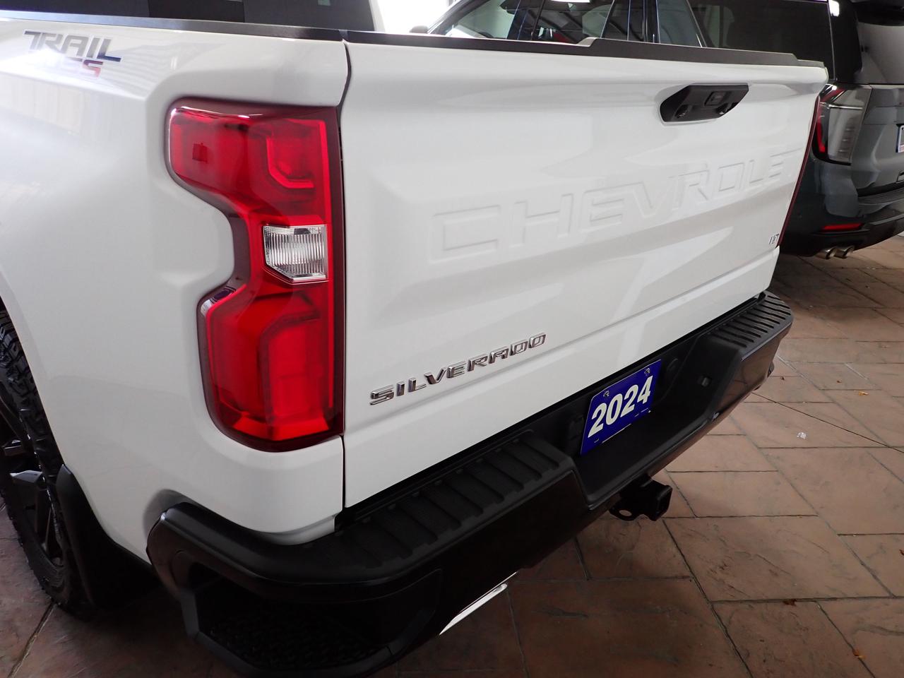 2024 Chevrolet Silverado 1500 LT Trail Boss 4WD 5'8 BOX LEATHER Photo
