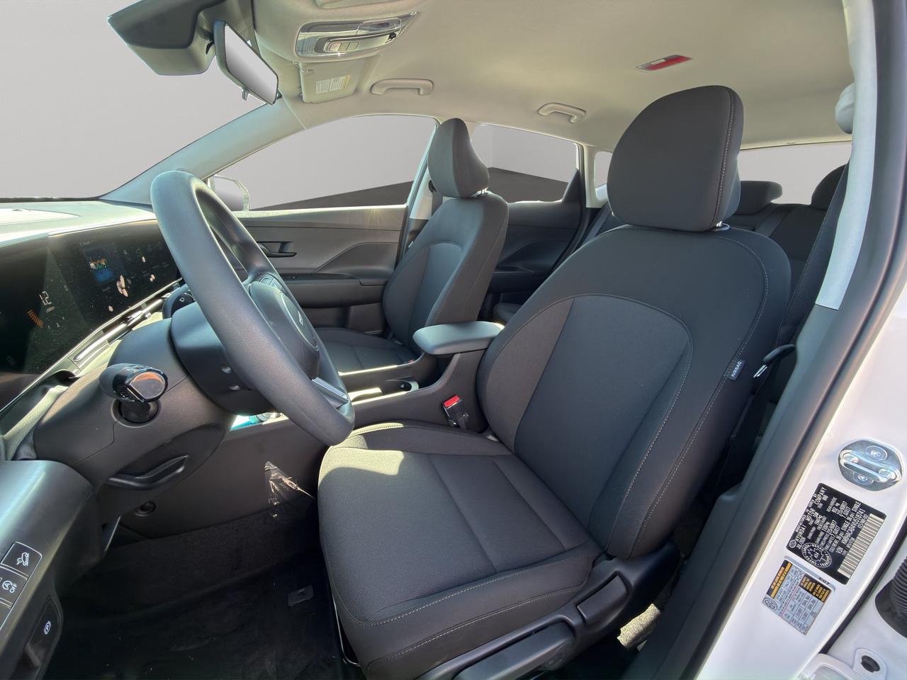 2027 Hyundai KONA Essential Photo