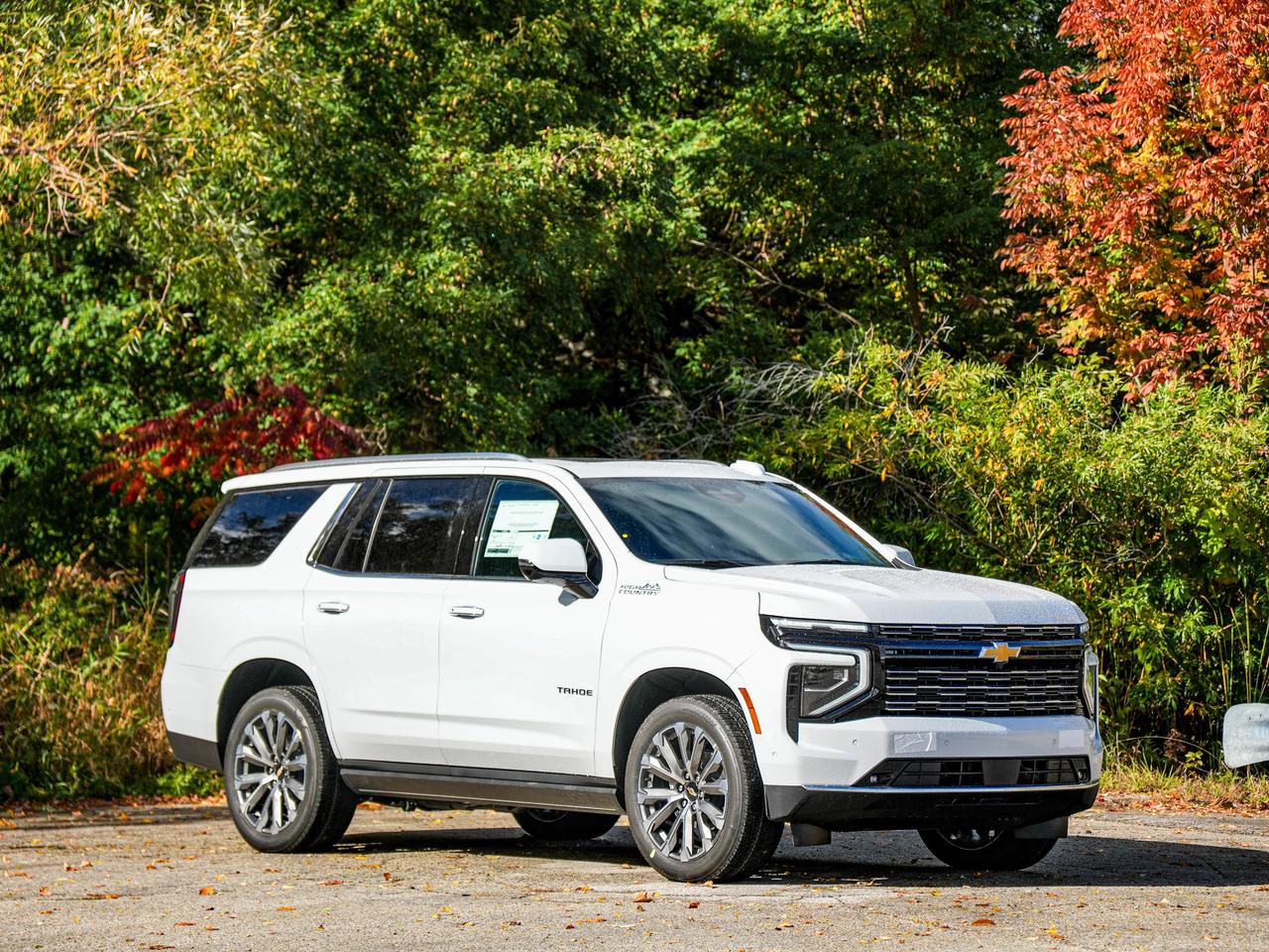 2027 Chevrolet Tahoe HIGH COUNTRY Photo2