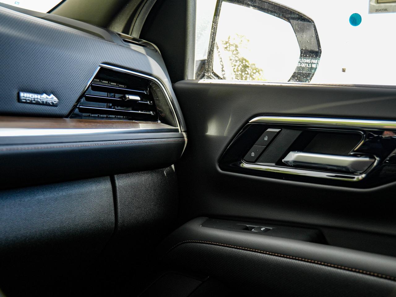 2027 Chevrolet Tahoe HIGH COUNTRY Photo
