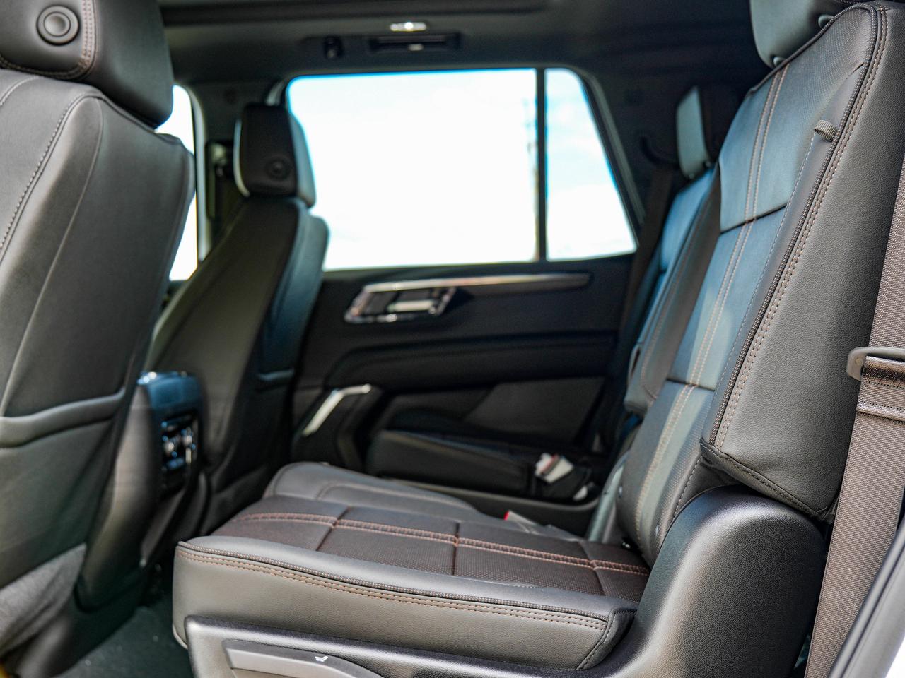 2027 Chevrolet Tahoe HIGH COUNTRY Photo