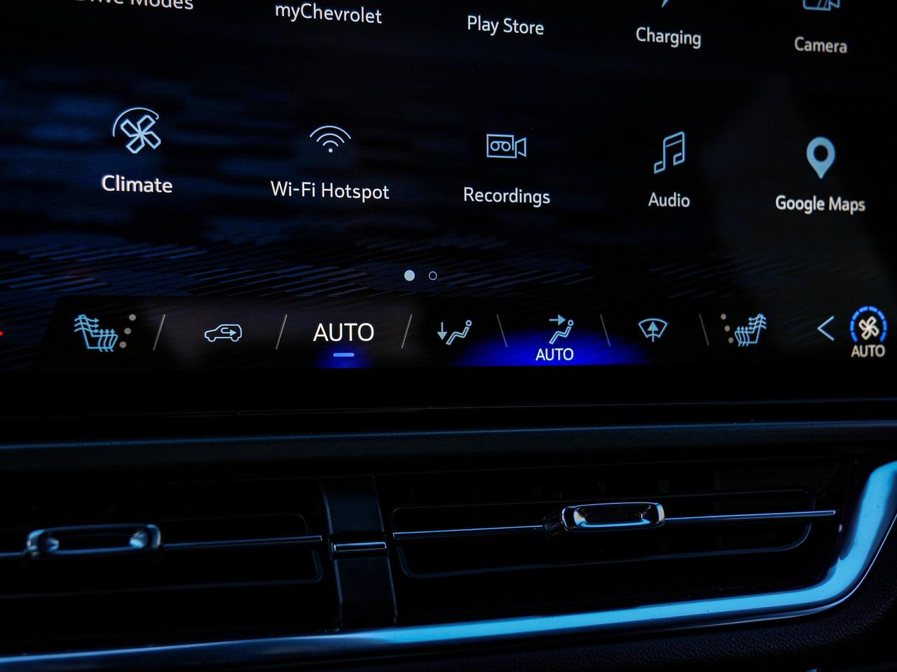 2027 Chevrolet Equinox EV LT1 w/PCY Photo