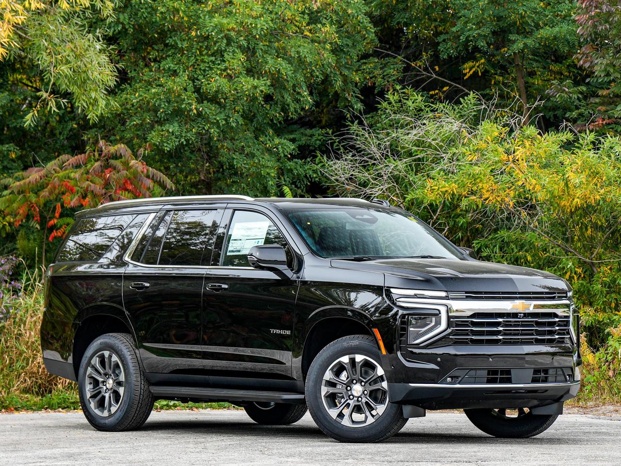 2027 Chevrolet Tahoe LT Photo1