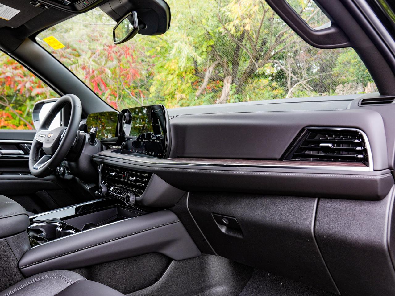 2027 Chevrolet Tahoe LT Photo