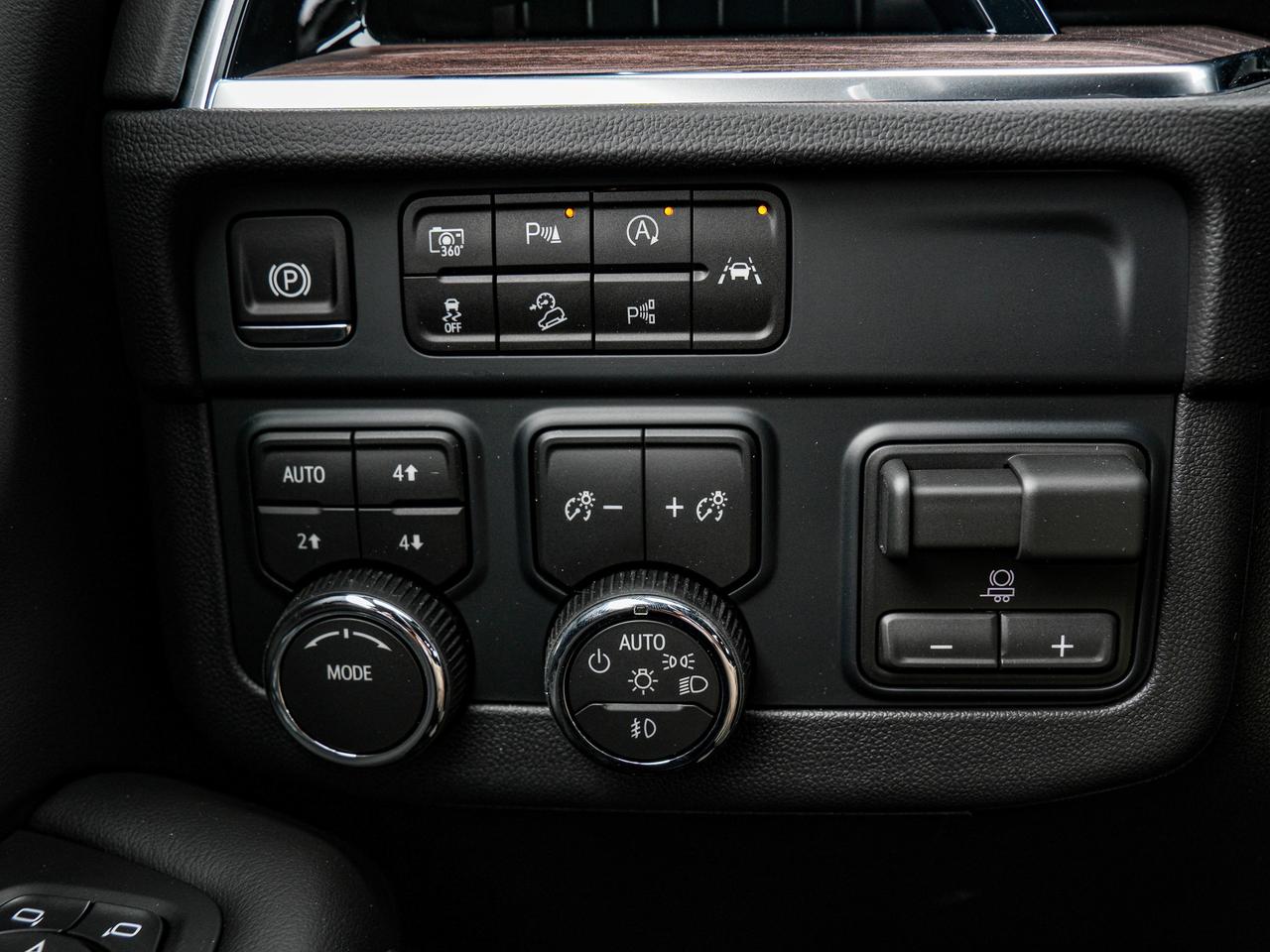 2027 Chevrolet Tahoe LT Photo