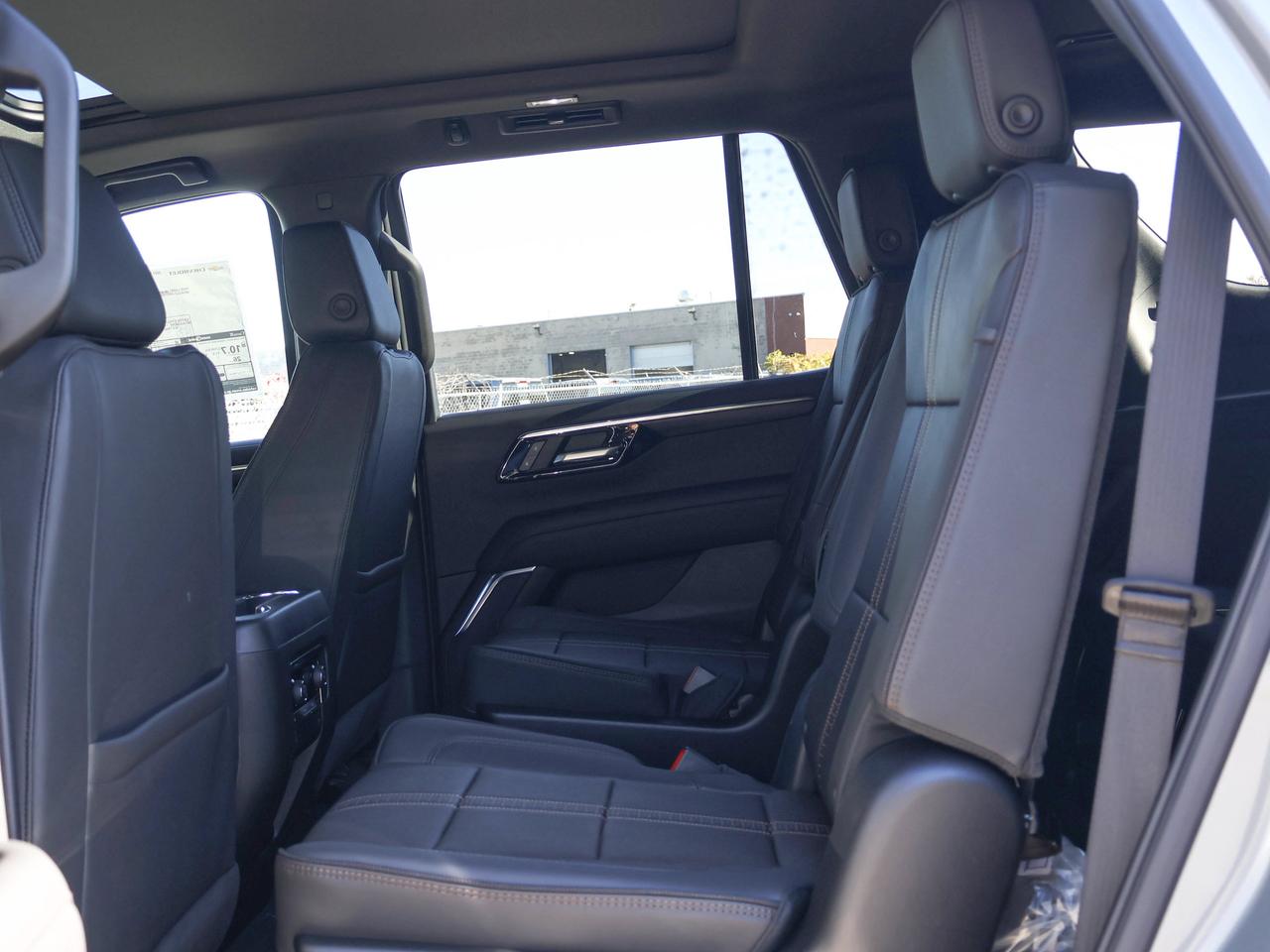 2027 Chevrolet Tahoe HIGH COUNTRY Photo