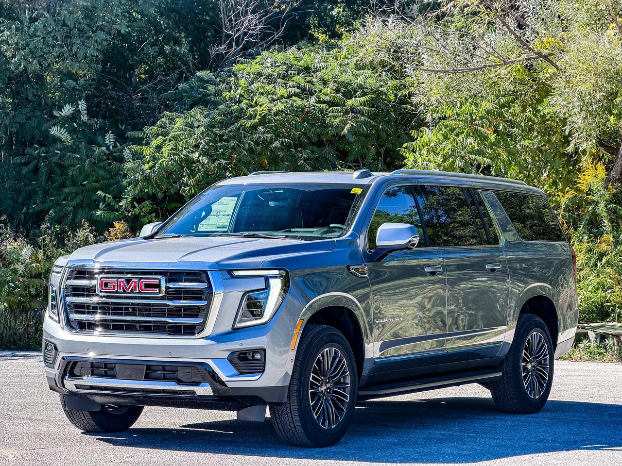 2027 GMC Yukon XL Elevation Photo
