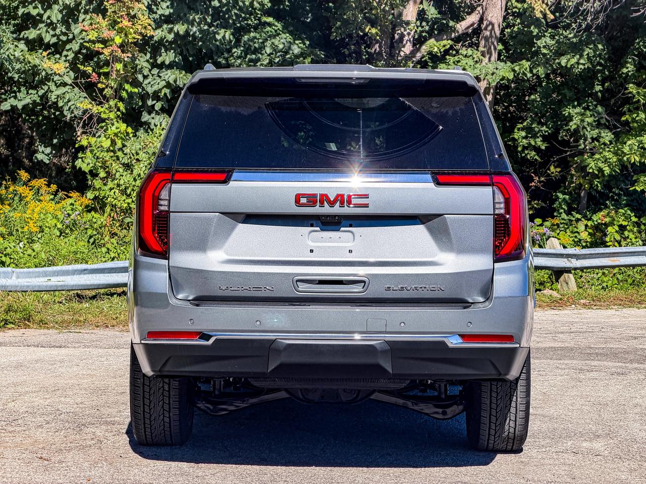 2027 GMC Yukon XL Elevation Photo