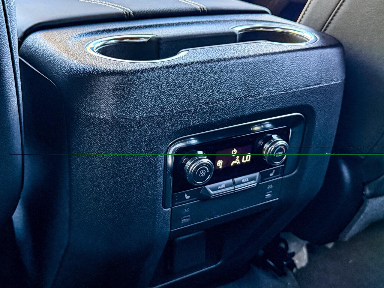 2027 GMC Yukon XL Elevation Photo