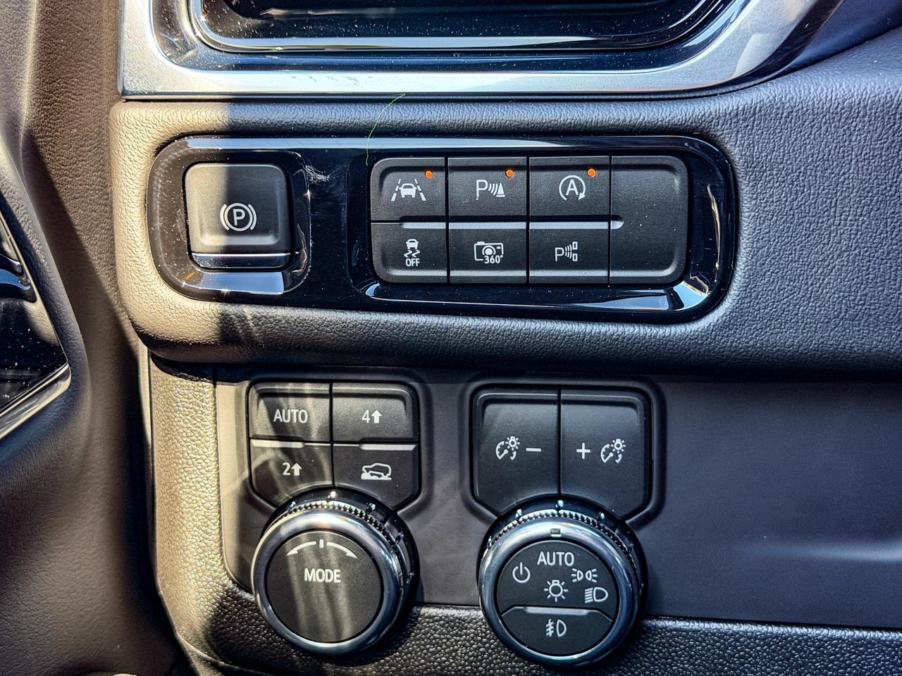 2027 GMC Yukon XL Elevation Photo