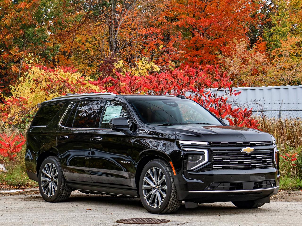 2027 Chevrolet Tahoe HIGH COUNTRY Photo2