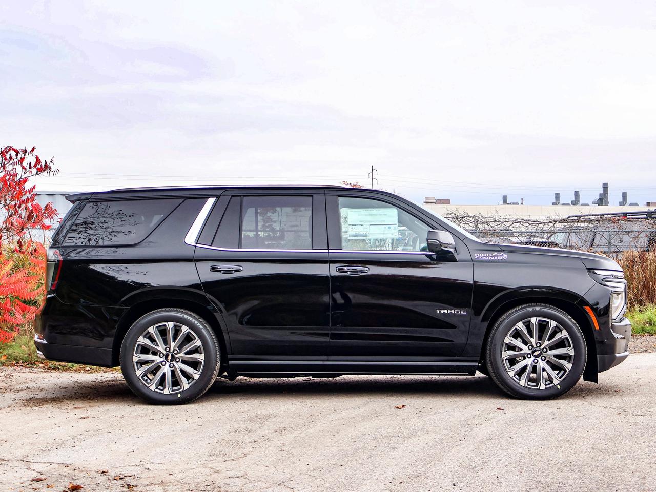 2027 Chevrolet Tahoe HIGH COUNTRY Photo3