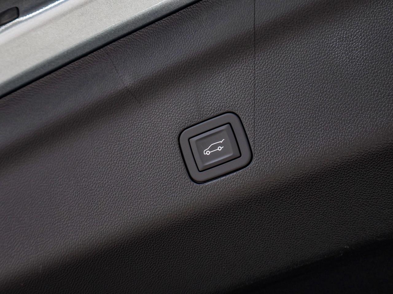 2027 Chevrolet Tahoe HIGH COUNTRY Photo
