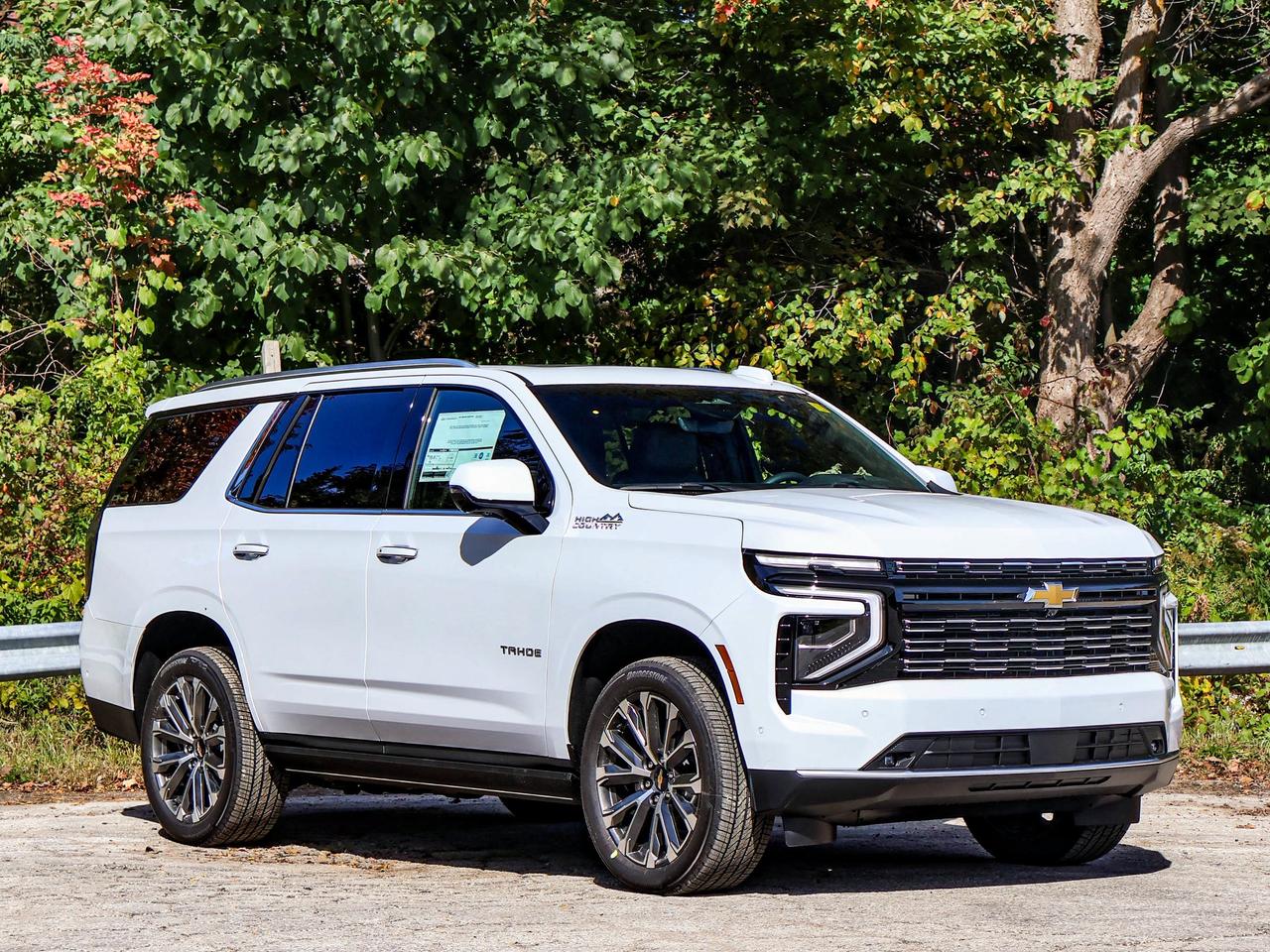 2027 Chevrolet Tahoe HIGH COUNTRY Photo2