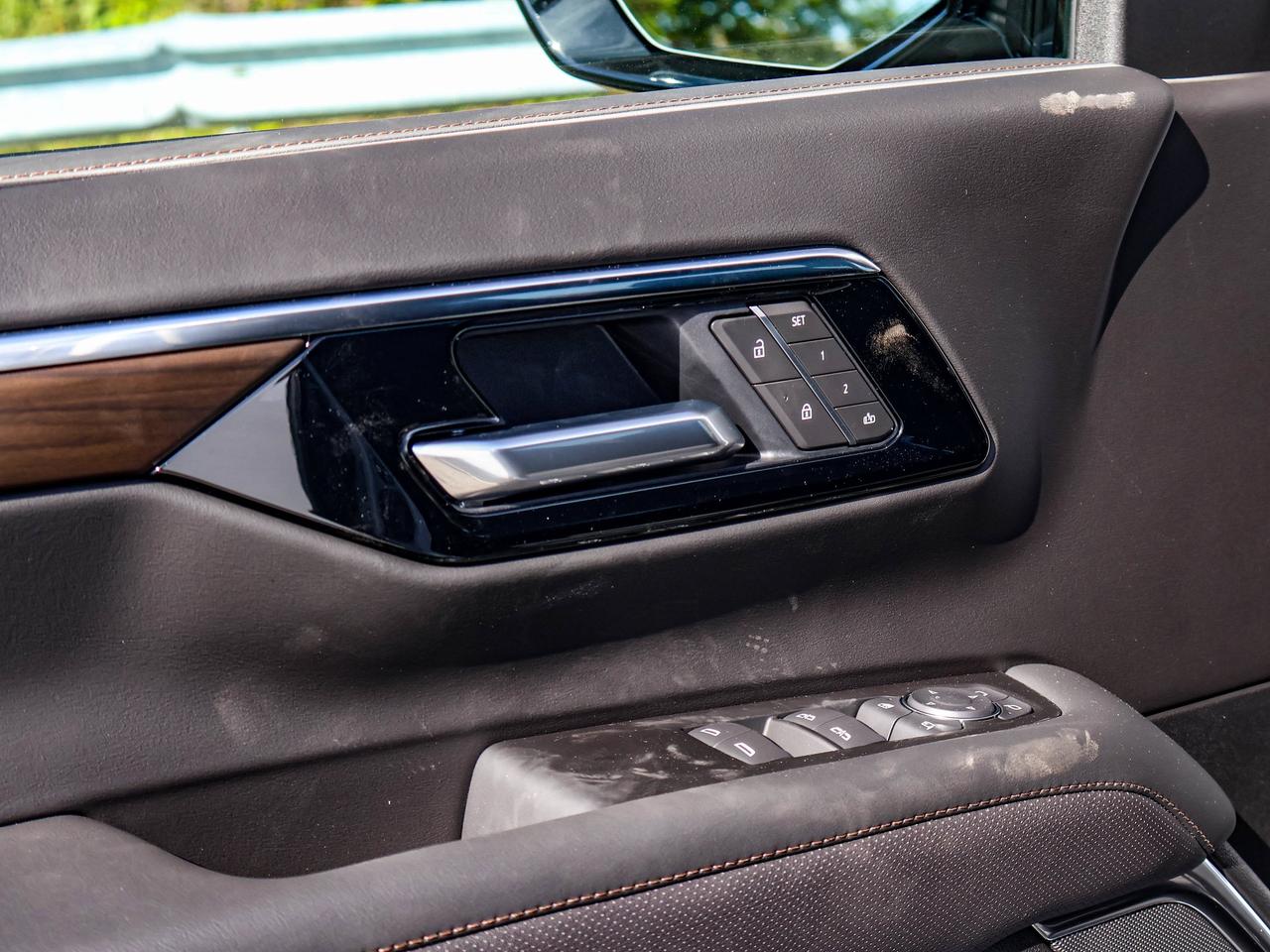 2027 Chevrolet Tahoe HIGH COUNTRY Photo
