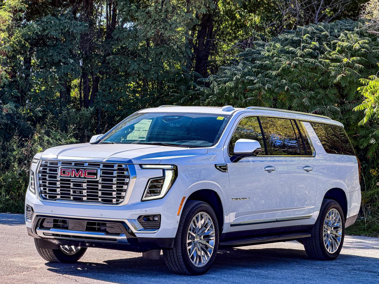 2027 GMC Yukon XL Denali Photo
