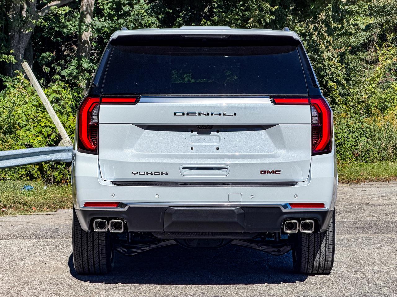 2027 GMC Yukon XL Denali Photo