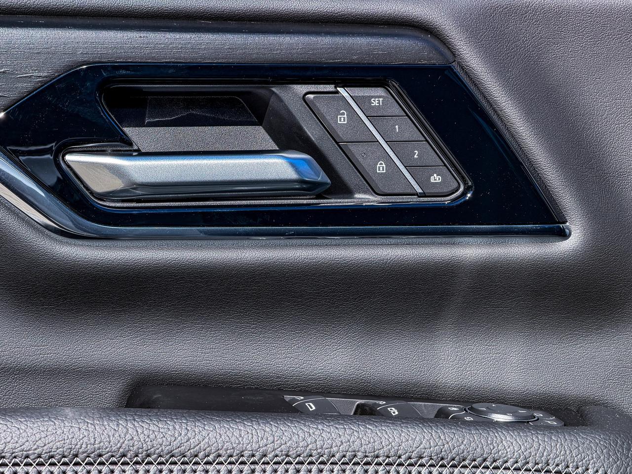 2027 GMC Yukon XL Denali Photo