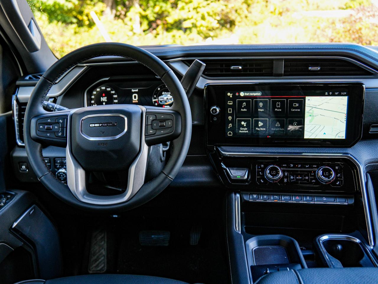 2026 GMC SIERRA 2500HD DENALI Photo