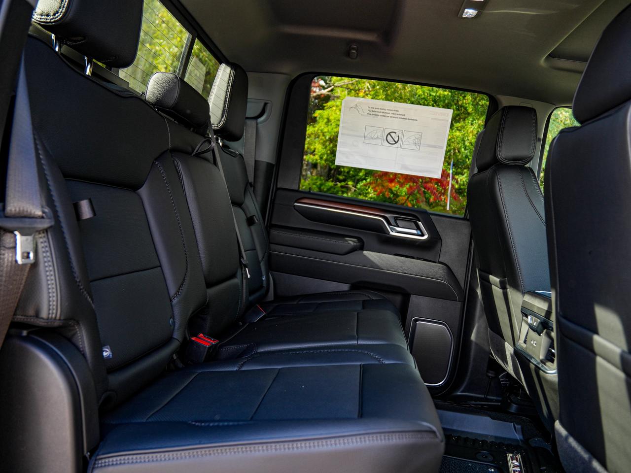 2026 GMC SIERRA 2500HD DENALI Photo