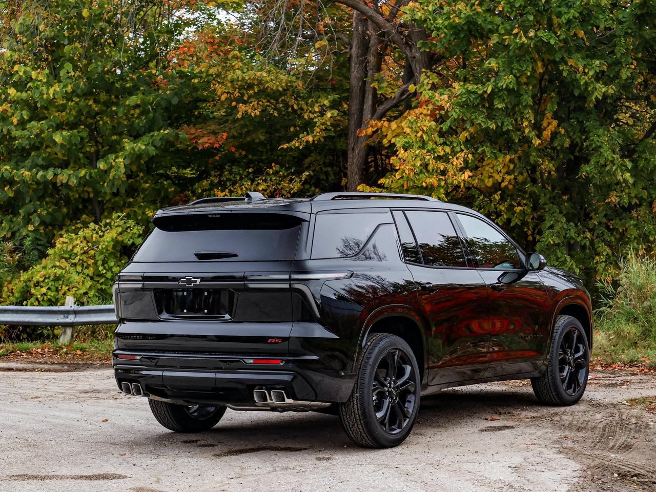 2027 Chevrolet Traverse RS Photo