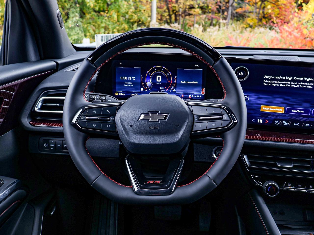 2027 Chevrolet Traverse RS Photo