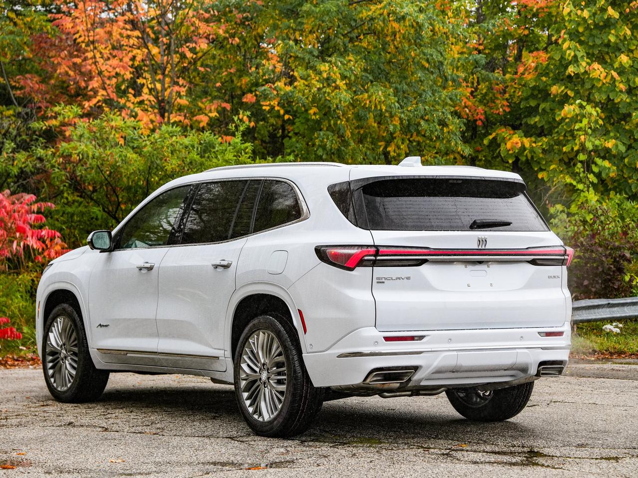 2027 Buick Enclave Avenir Photo