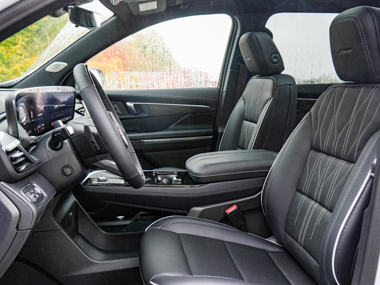 2027 Buick Enclave Avenir Photo