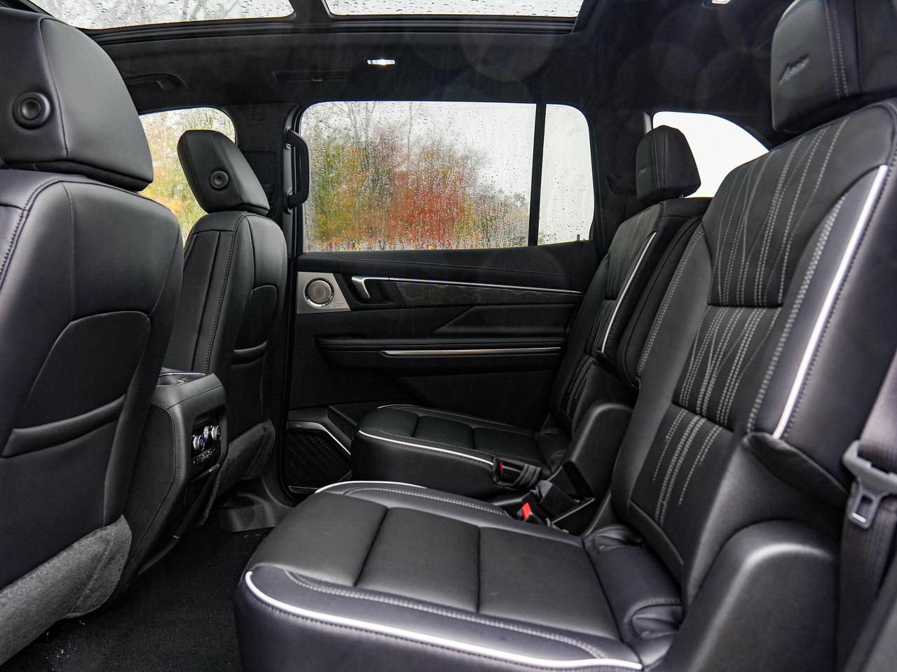 2027 Buick Enclave Avenir Photo