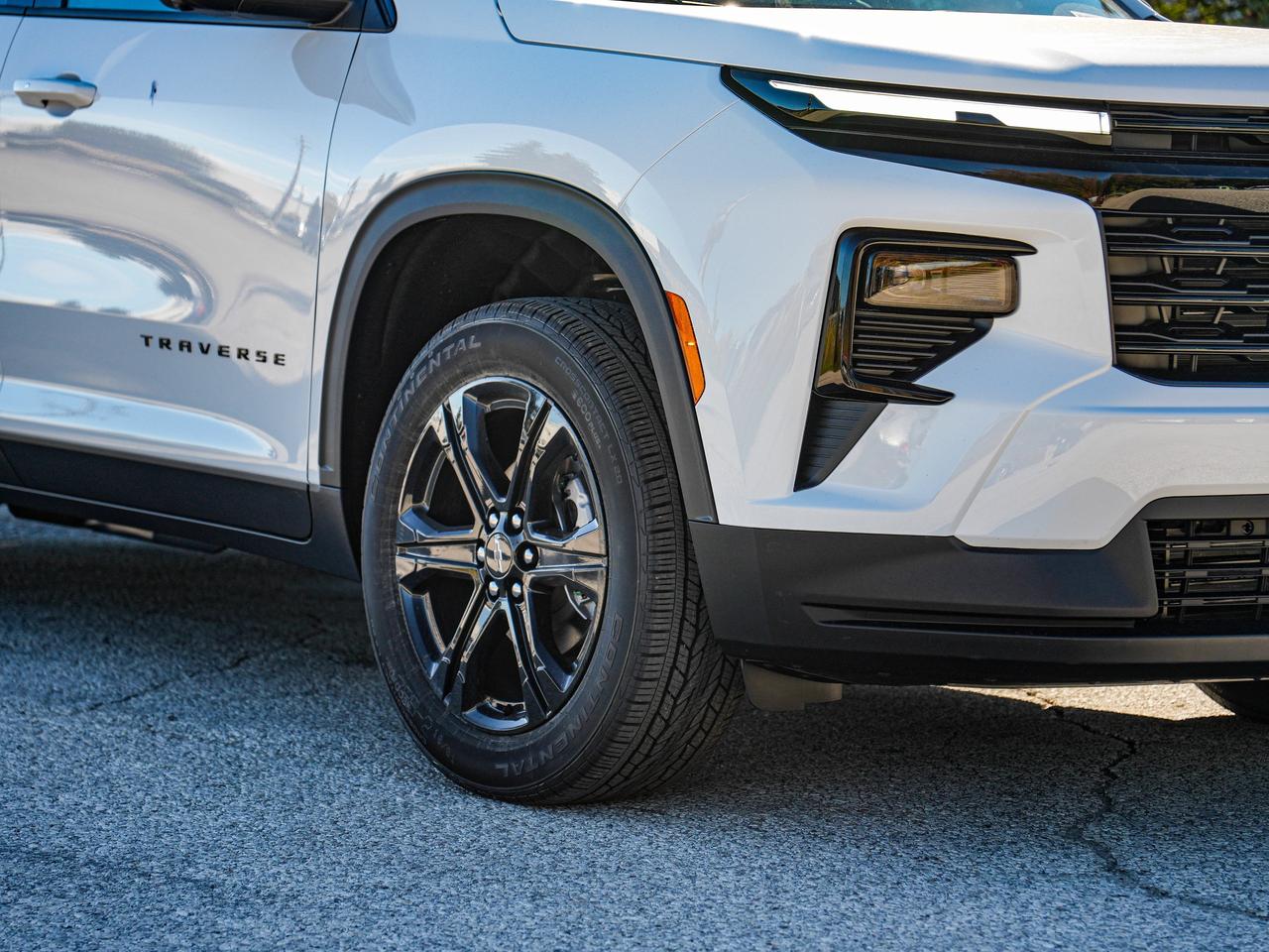 2027 Chevrolet Traverse LT Photo