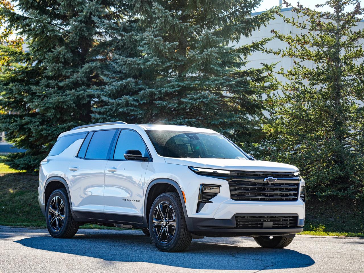 2027 Chevrolet Traverse LT Photo