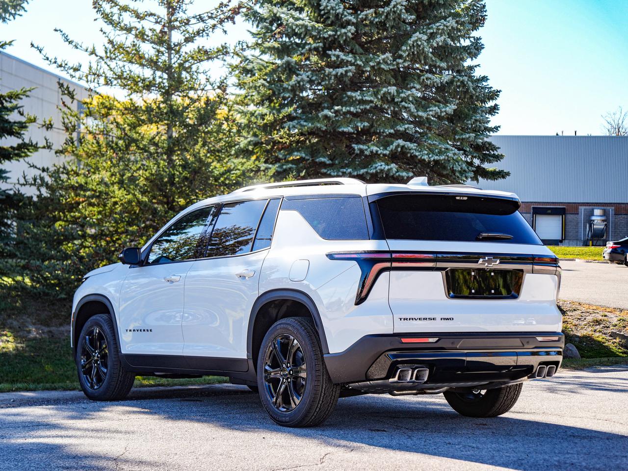 2027 Chevrolet Traverse LT Photo