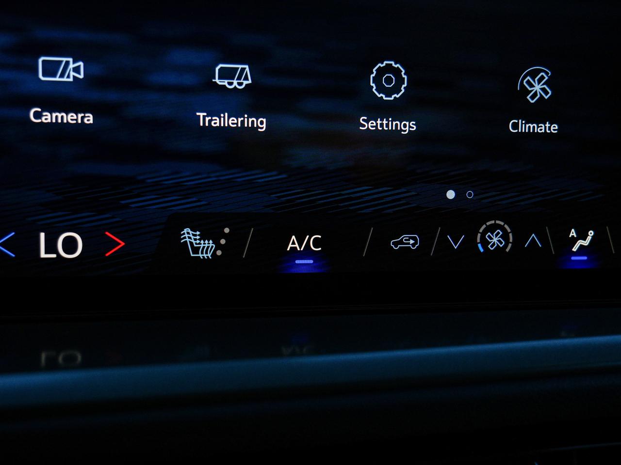 2027 Chevrolet Traverse LT Photo