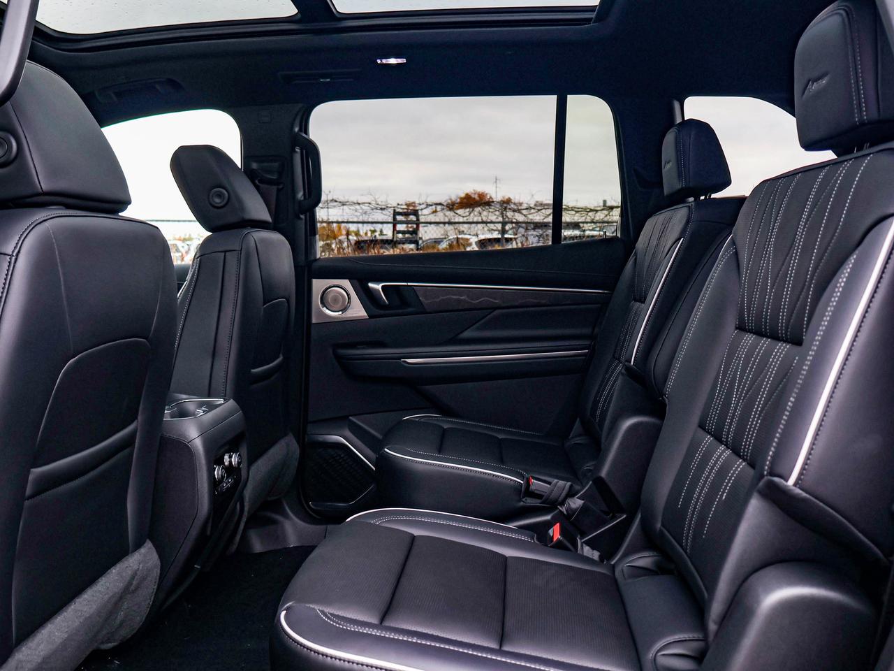 2027 Buick Enclave Avenir Photo