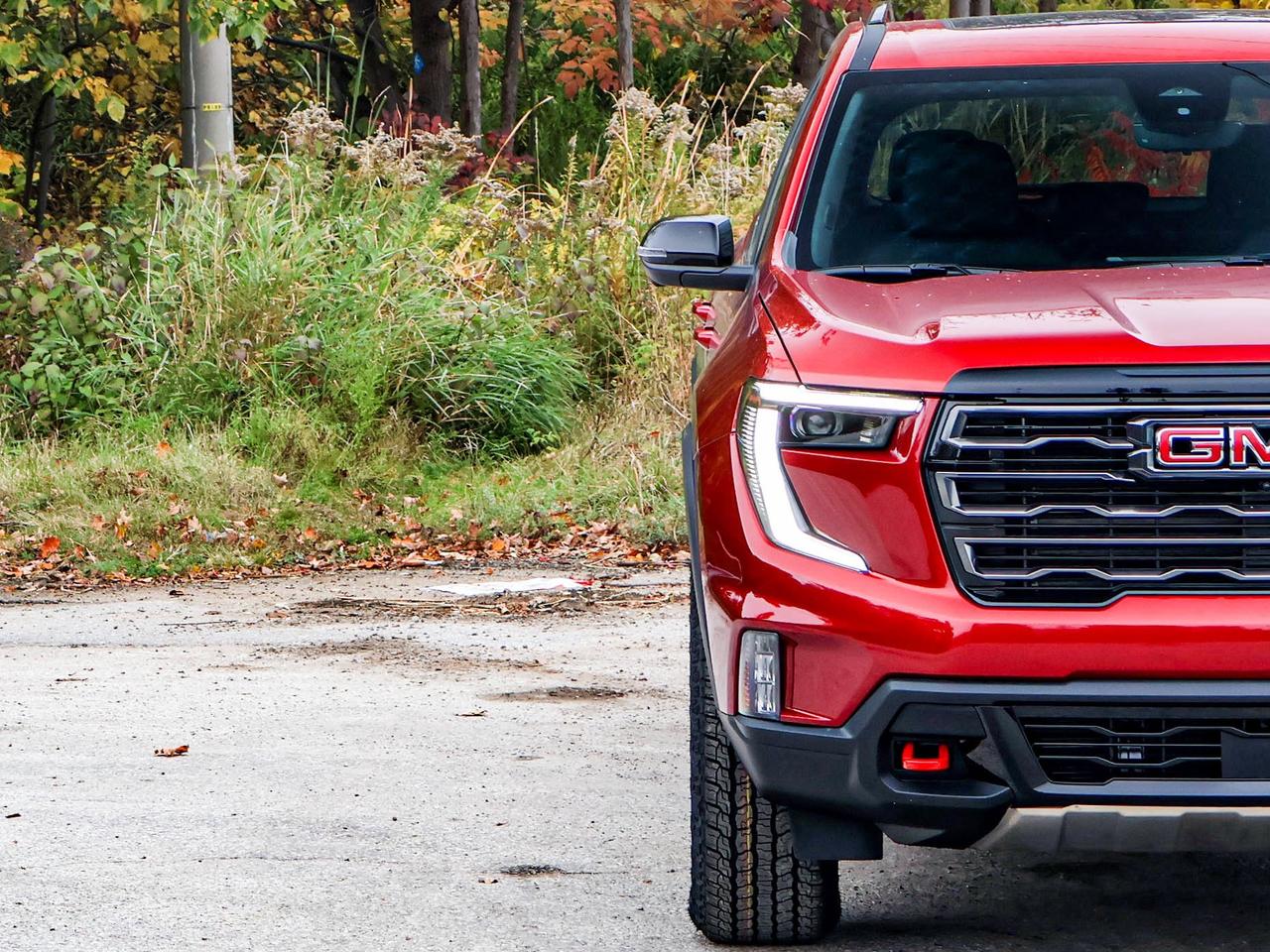 2027 GMC Acadia AT4 Photo