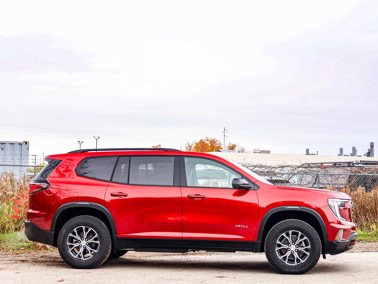 2027 GMC Acadia AT4 Photo