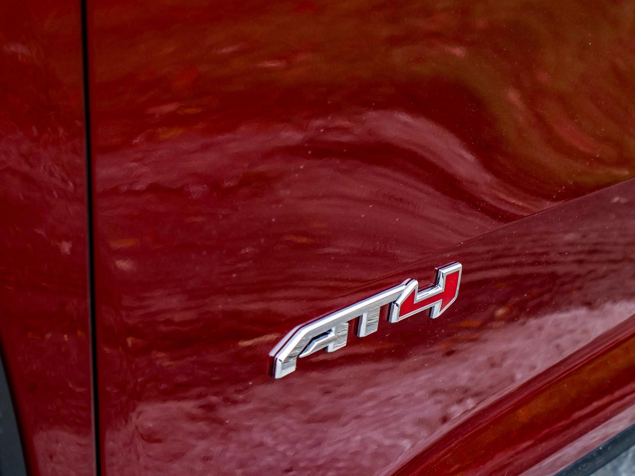 2027 GMC Acadia AT4 Photo