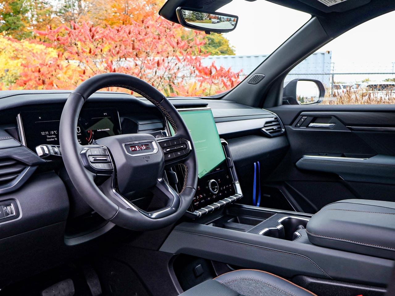 2027 GMC Acadia AT4 Photo