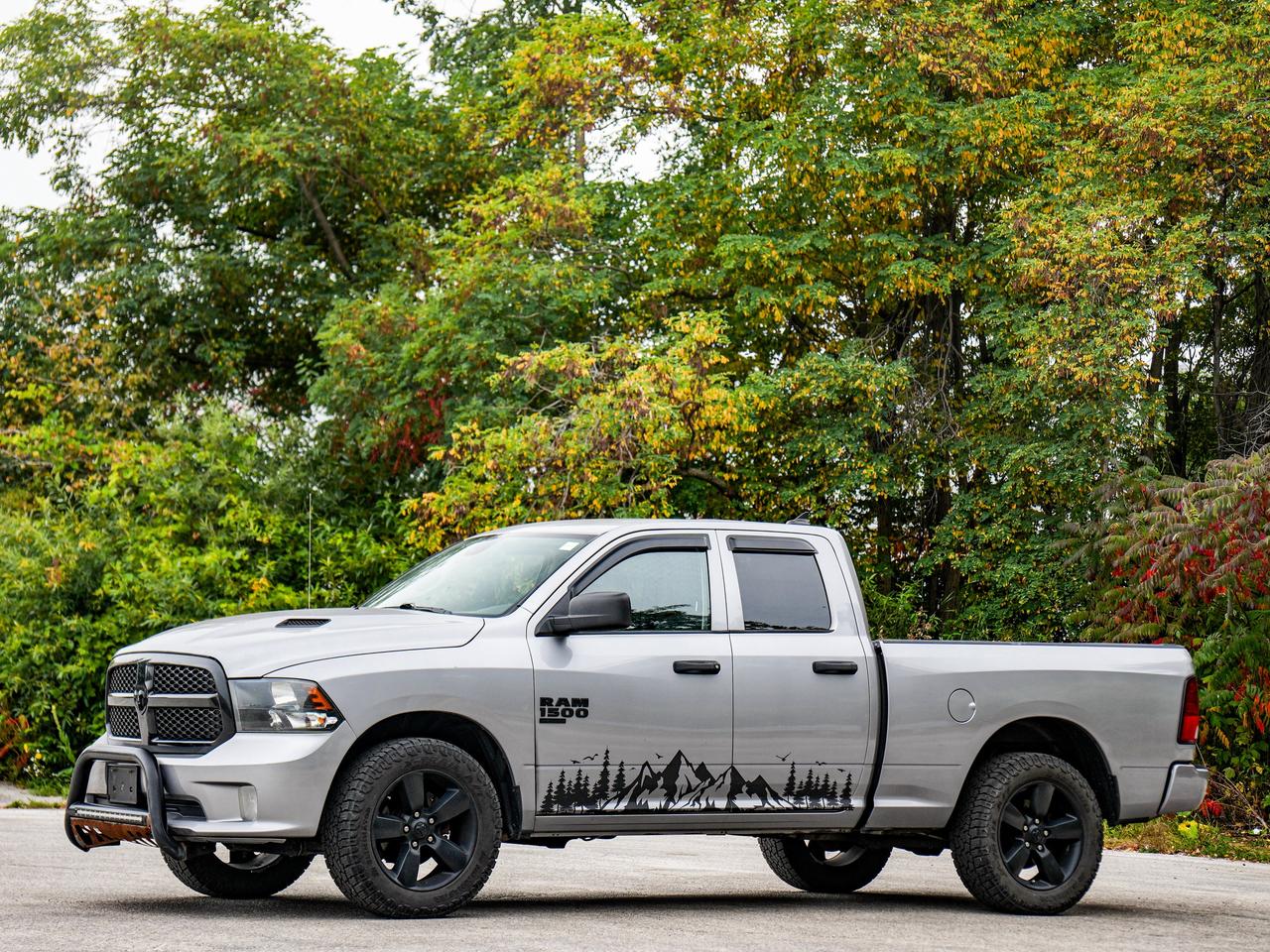 2021 RAM 1500 Classic EXPRESS Photo