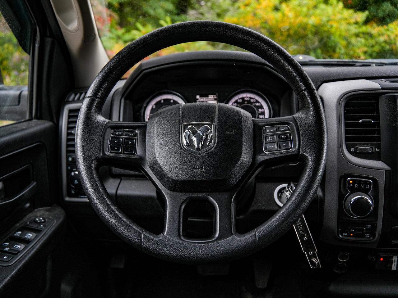 2021 RAM 1500 Classic EXPRESS Photo