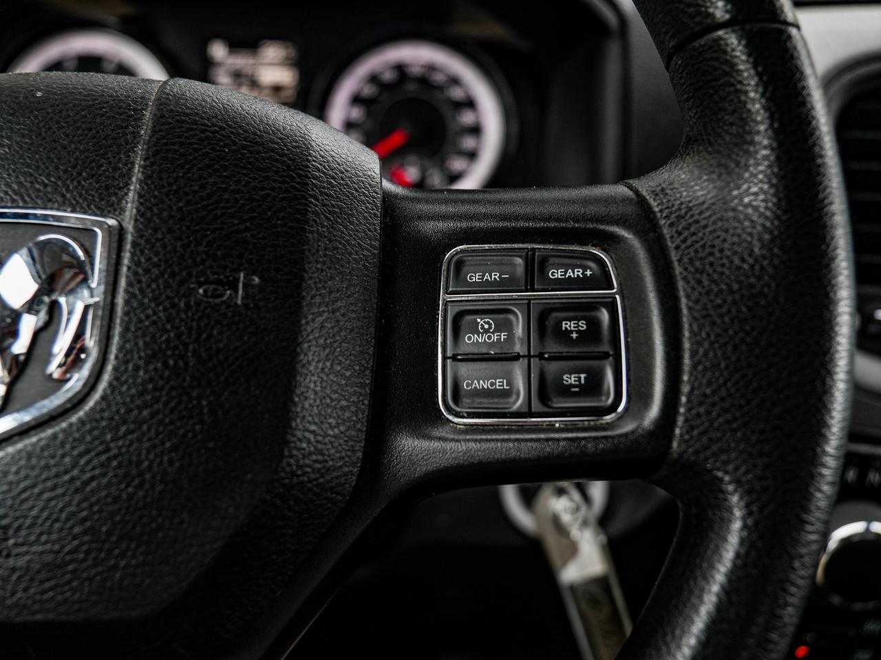 2021 RAM 1500 Classic EXPRESS Photo