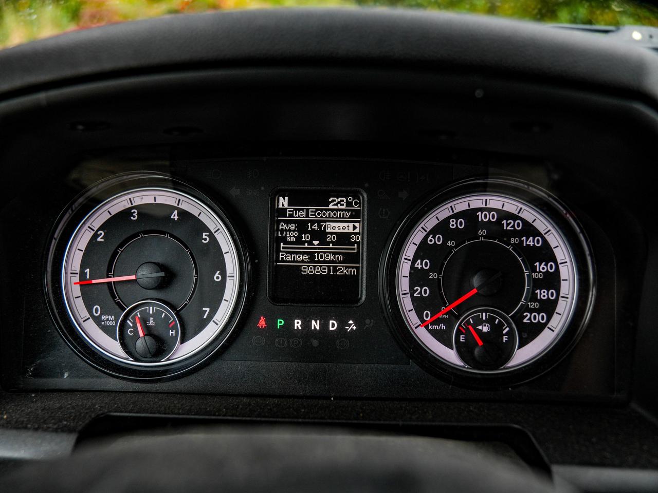 2021 RAM 1500 Classic EXPRESS Photo
