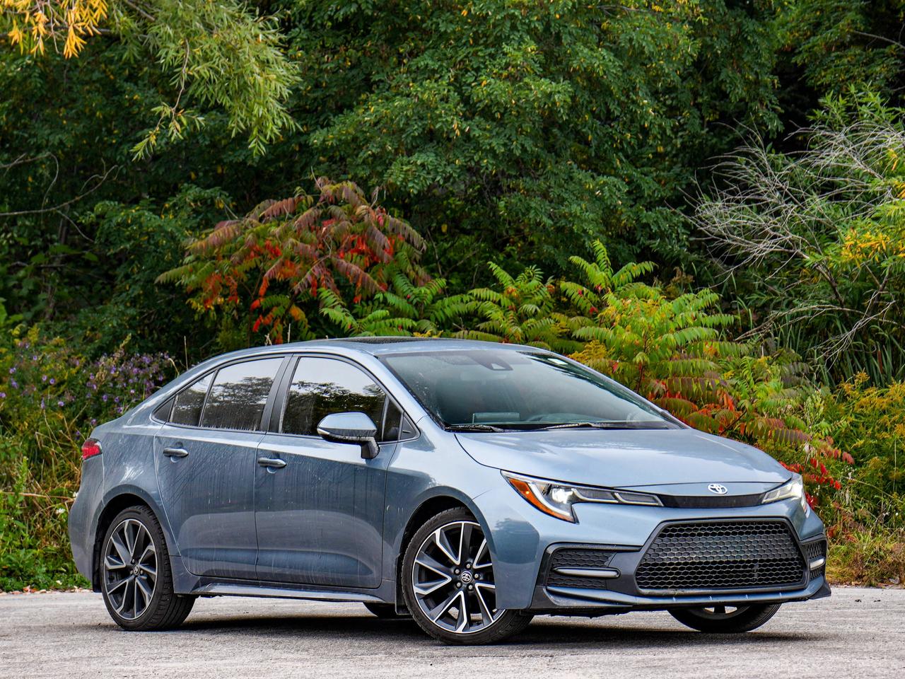 2020 Toyota Corolla XSE Photo1
