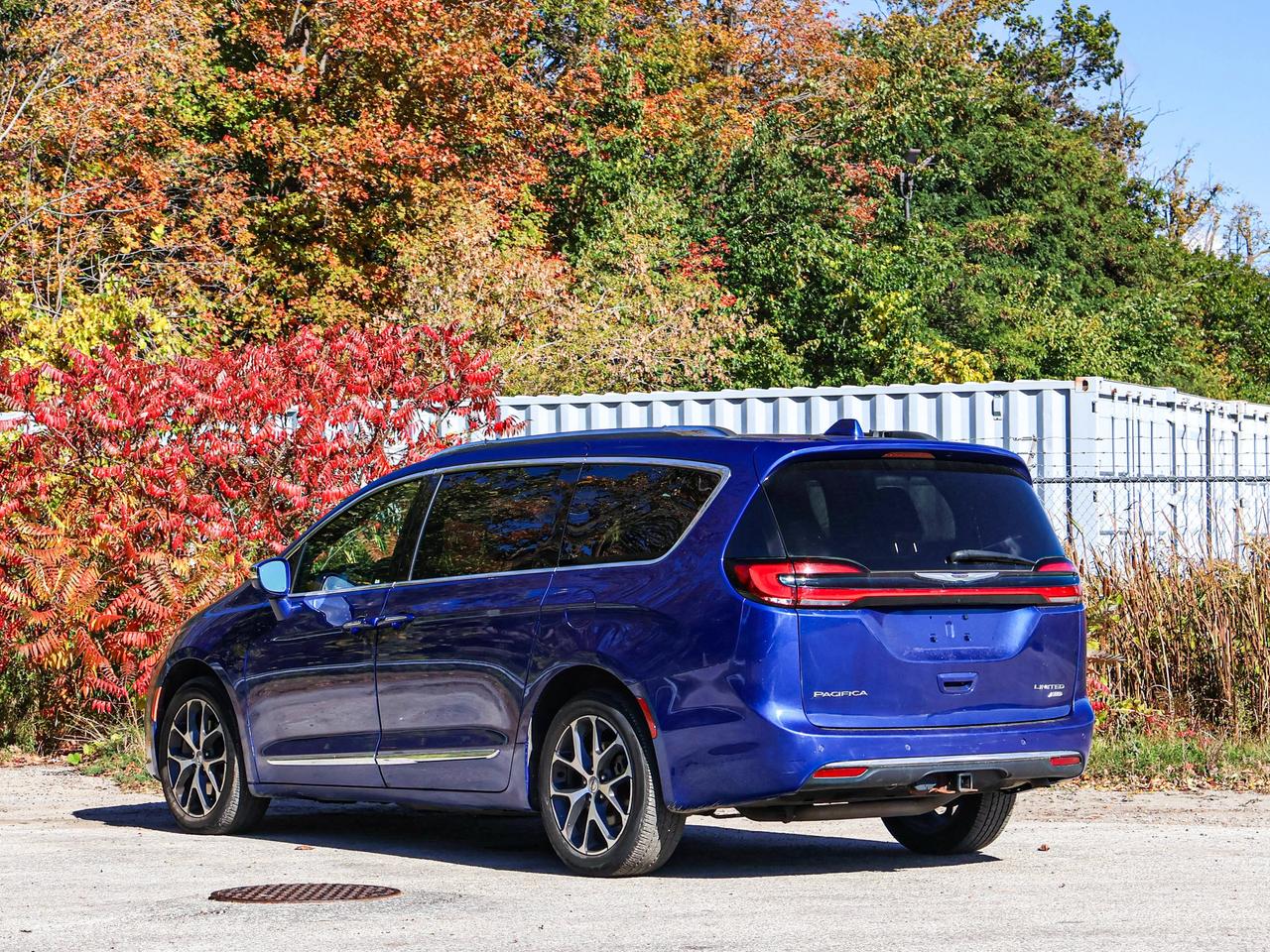 2021 Chrysler Pacifica Limited Photo