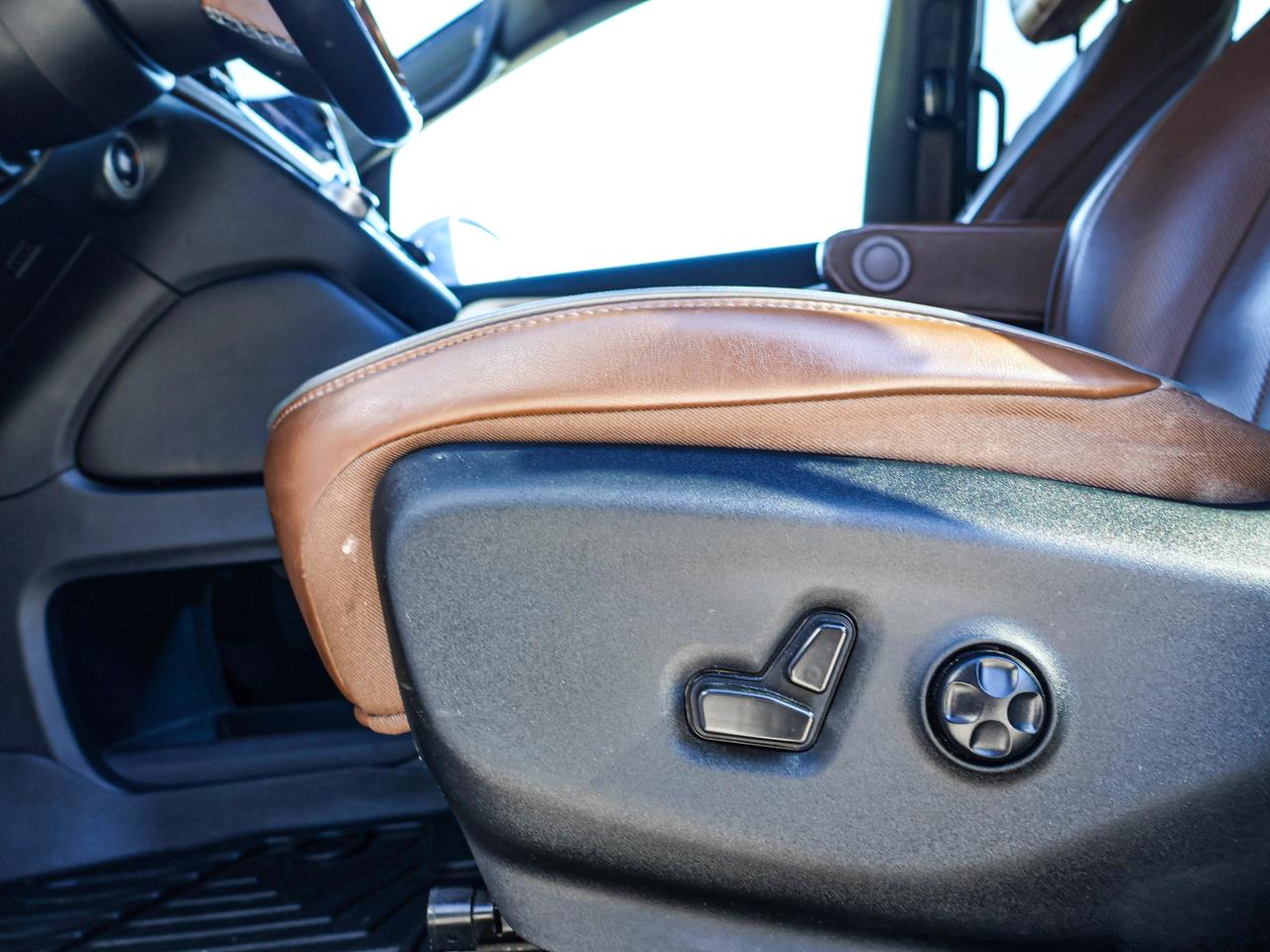 2021 Chrysler Pacifica Limited Photo