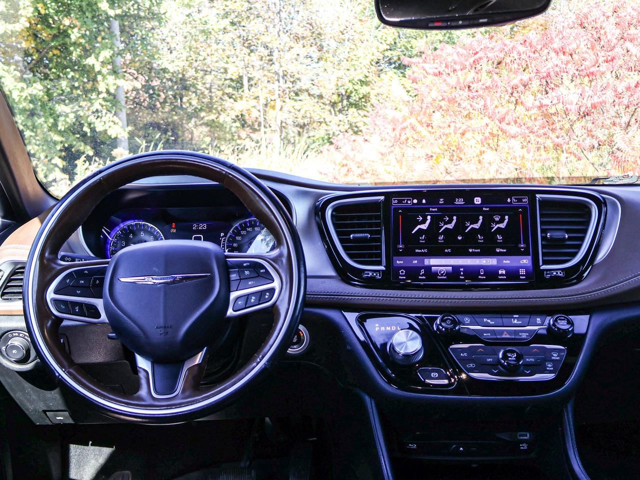 2021 Chrysler Pacifica Limited Photo