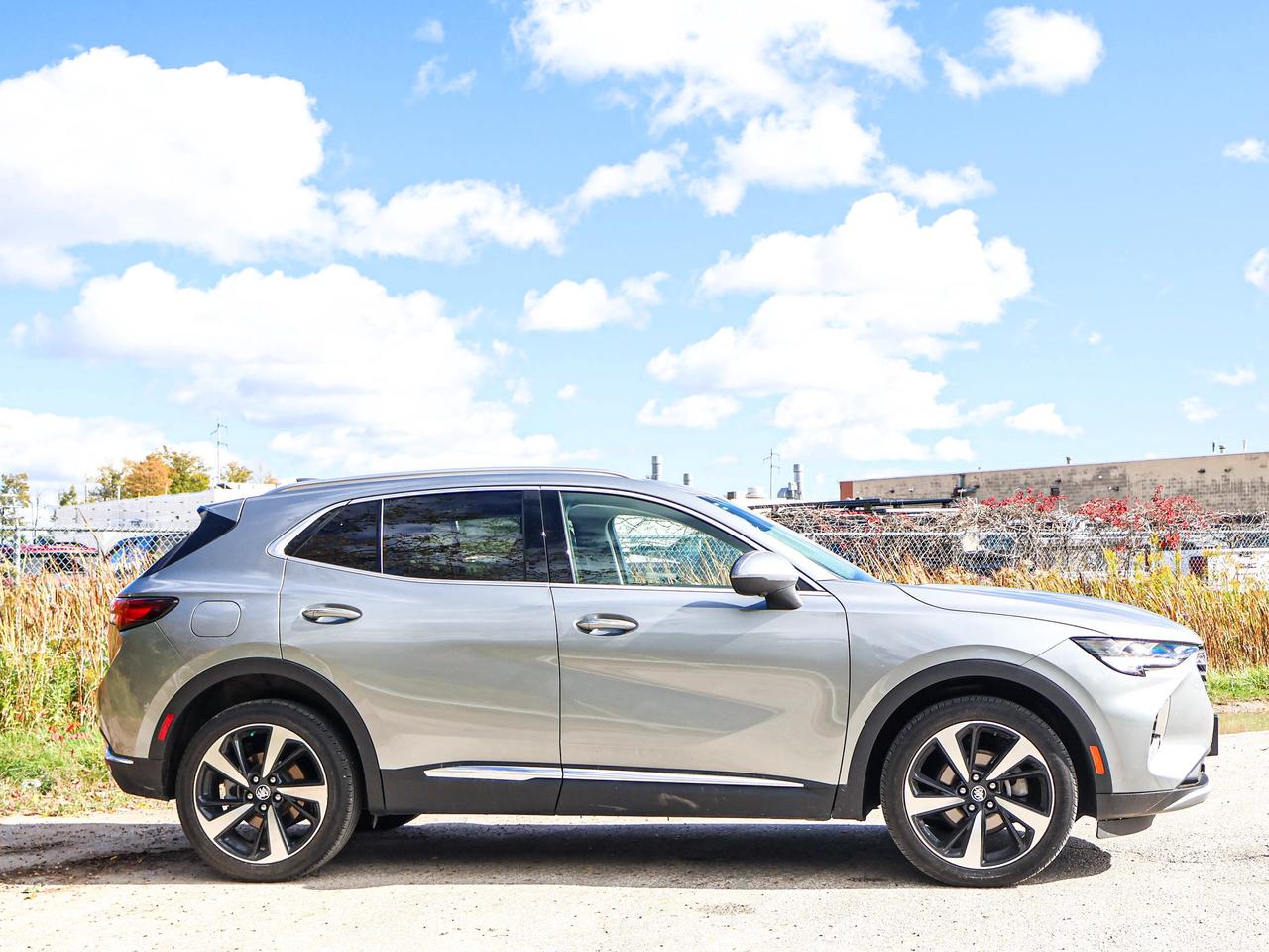 2023 Buick Envision Essence Photo